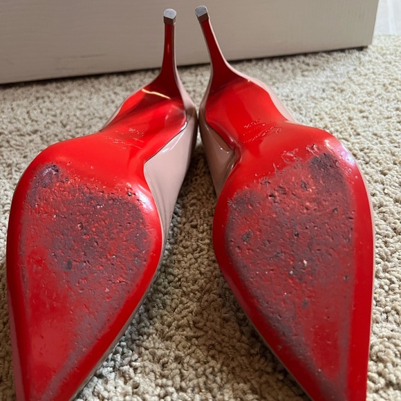 Christian Louboutin patent leather pumps - Picture 4 of 5